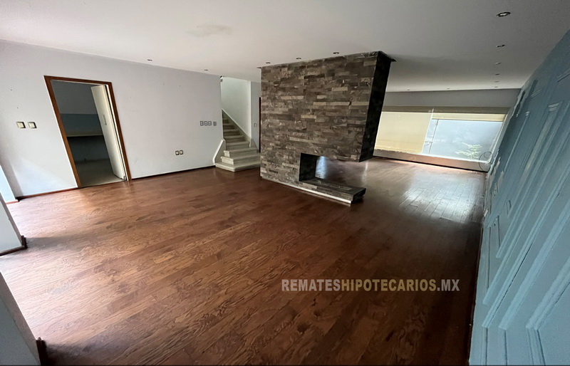 Rousseau 74 Anzures - 