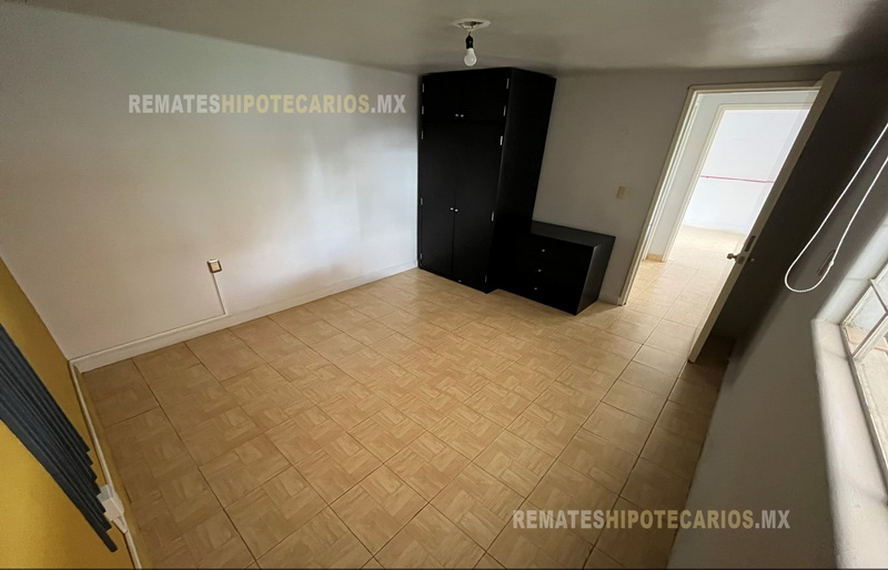 Rousseau 74 Anzures - 