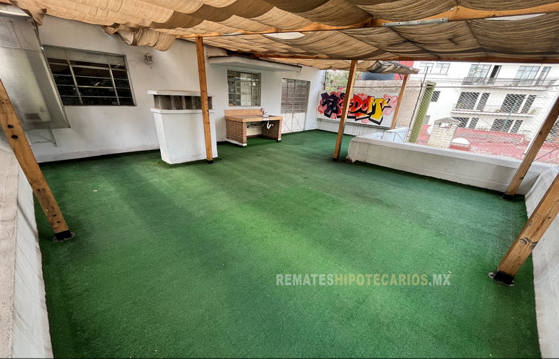 Rousseau 74 Anzures - 