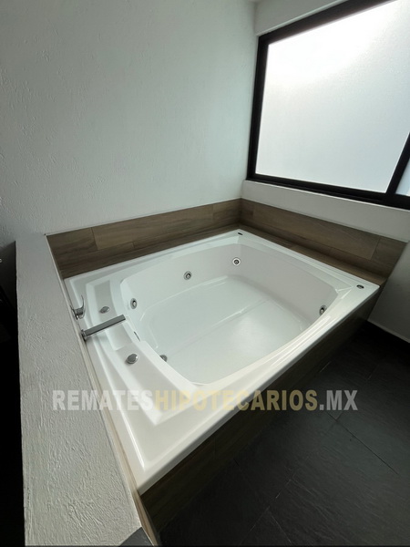 Casa Lomas Verdes 6ta Sección - 