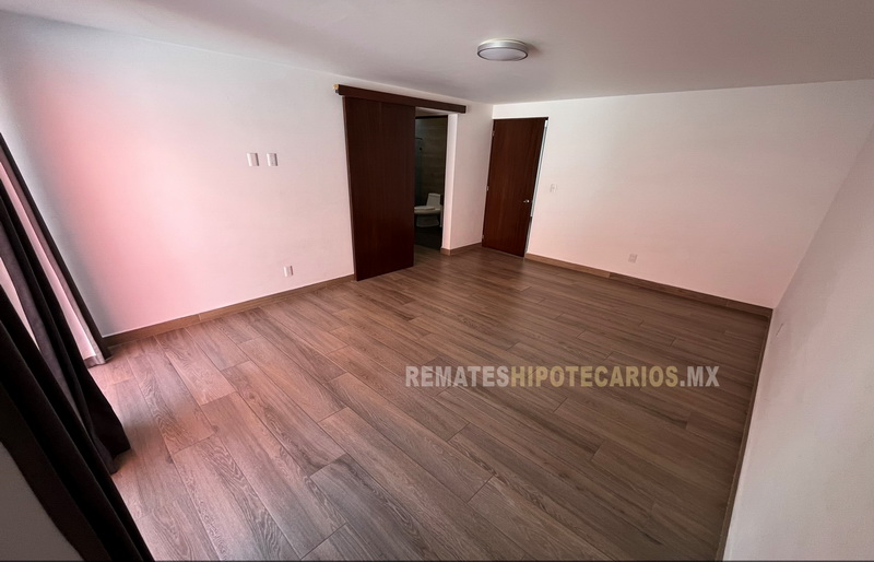 Casa Lomas Verdes 6ta Sección - 