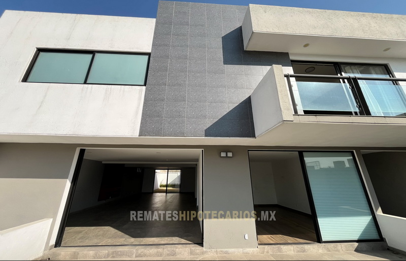Casa Lomas Verdes 6ta Sección - 