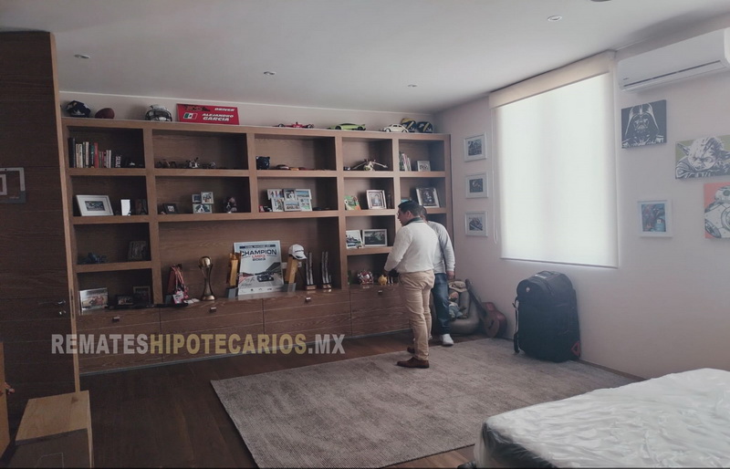 Casa en Bosques de las Lomas - 
