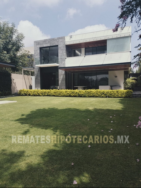 Casa en Bosques de las Lomas - 