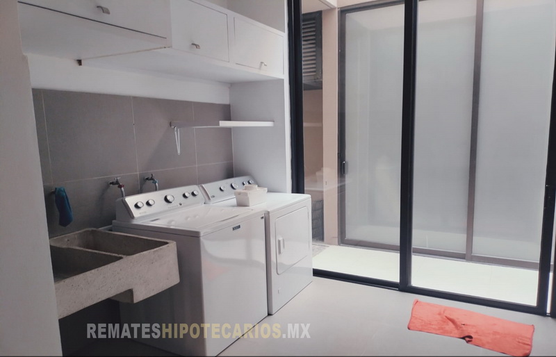 Casa en Bosques de las Lomas - 