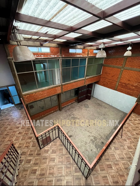 Edificio en Iztacalco de Entrega Inmediata - 