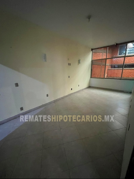 Edificio en Iztacalco de Entrega Inmediata - 