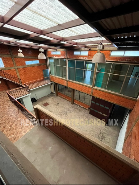 Edificio en Iztacalco de Entrega Inmediata - 