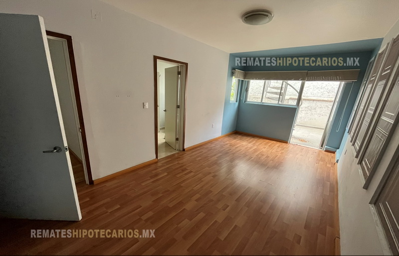 Rousseau 74 Anzures - 