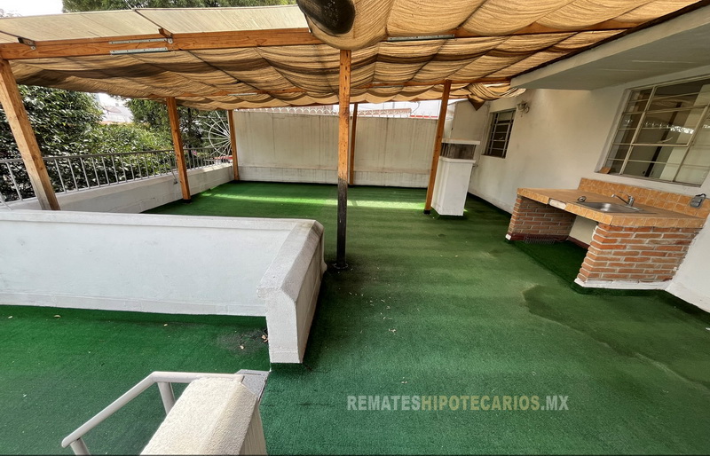 Rousseau 74 Anzures - 