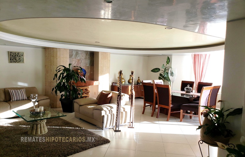 Casa en Jardines de BellaVista Tlalnepantla - 