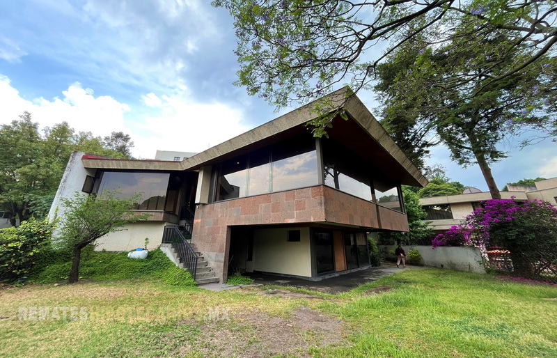 Casa en Bosque de las Lomas - 