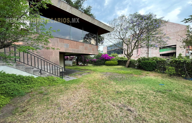 Casa en Bosque de las Lomas - 