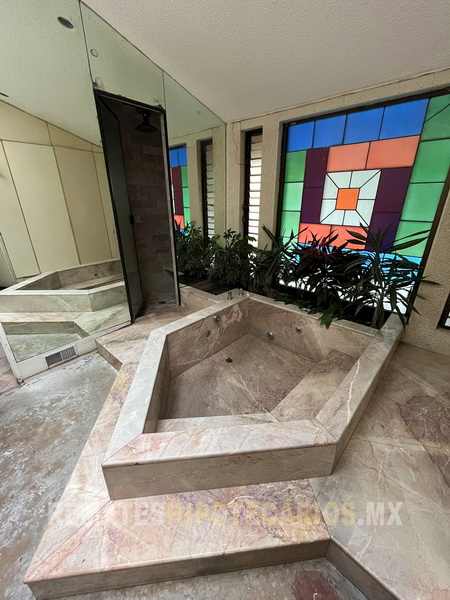 Casa en Bosque de las Lomas - 