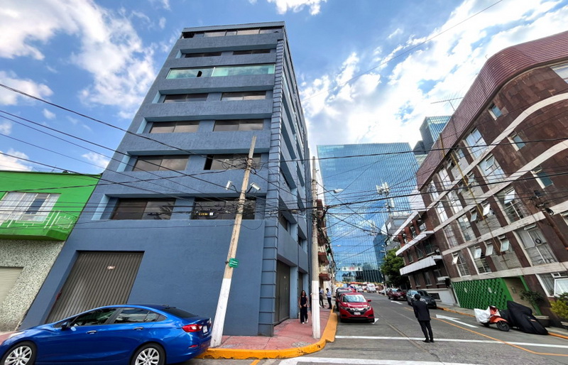 Edificio en Lomas de Sotelo - 