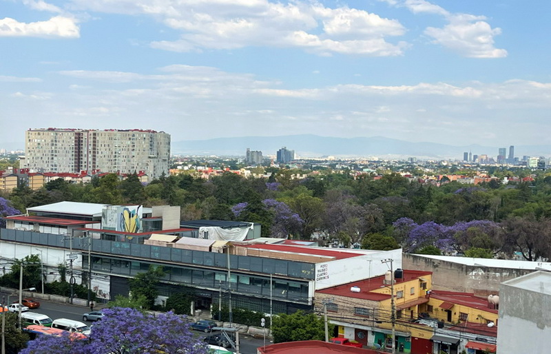 Edificio en Lomas de Sotelo - 