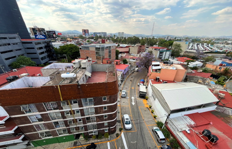 Edificio en Lomas de Sotelo - 
