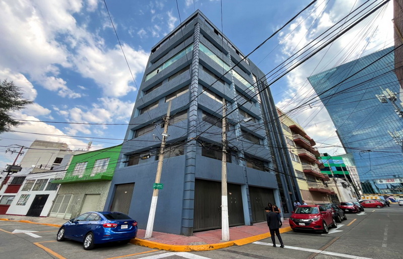 Edificio en Lomas de Sotelo - 