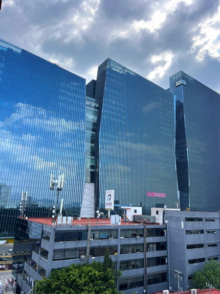 Edificio en Lomas de Sotelo - 