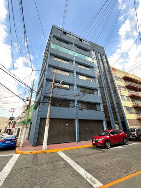 Edificio en Lomas de Sotelo - 