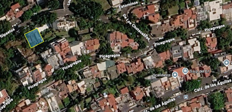 Casa en Lomas de las Aguilas - 