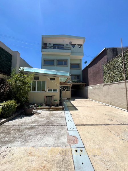 Edificio de Oficinas en Observatorio - 